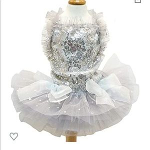 Dog dress by MARU pets